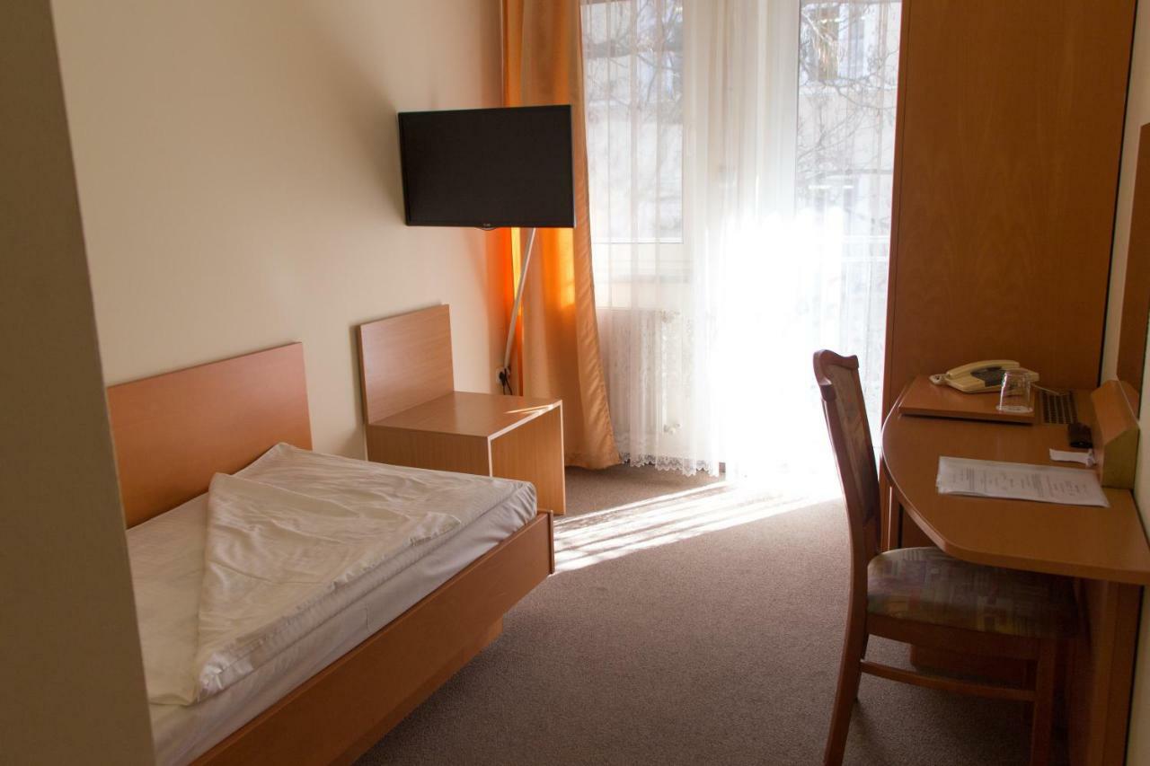 Bella Hotel 세게드 외부 사진
