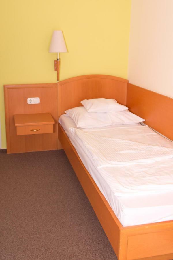 Bella Hotel 세게드 외부 사진